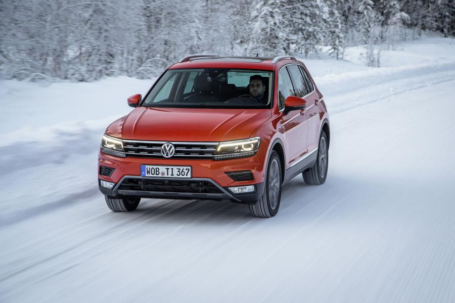  Volkswagen Tiguan 2016 года  (фото 11 из 37)